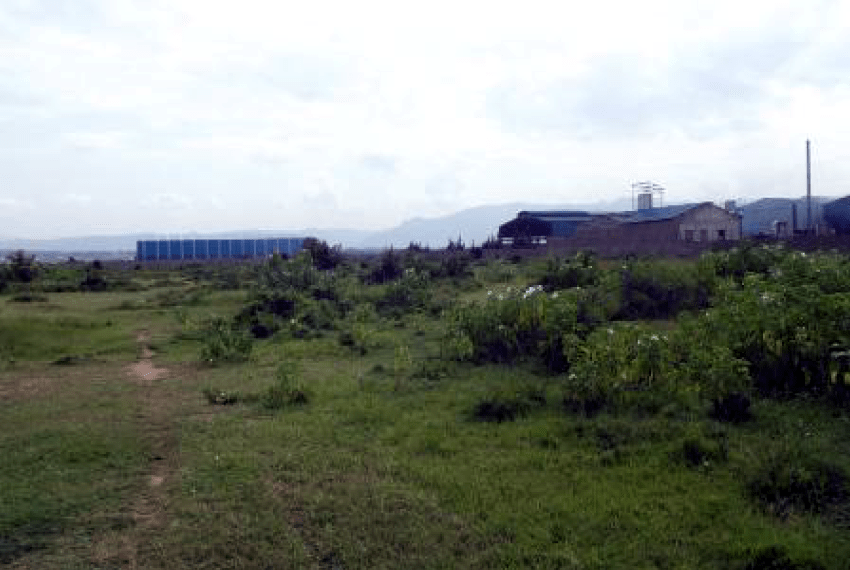 Land on Kibos Road, Opposite Steel Factory